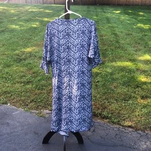 Small Lularoe Navy and white Shirley NWOT